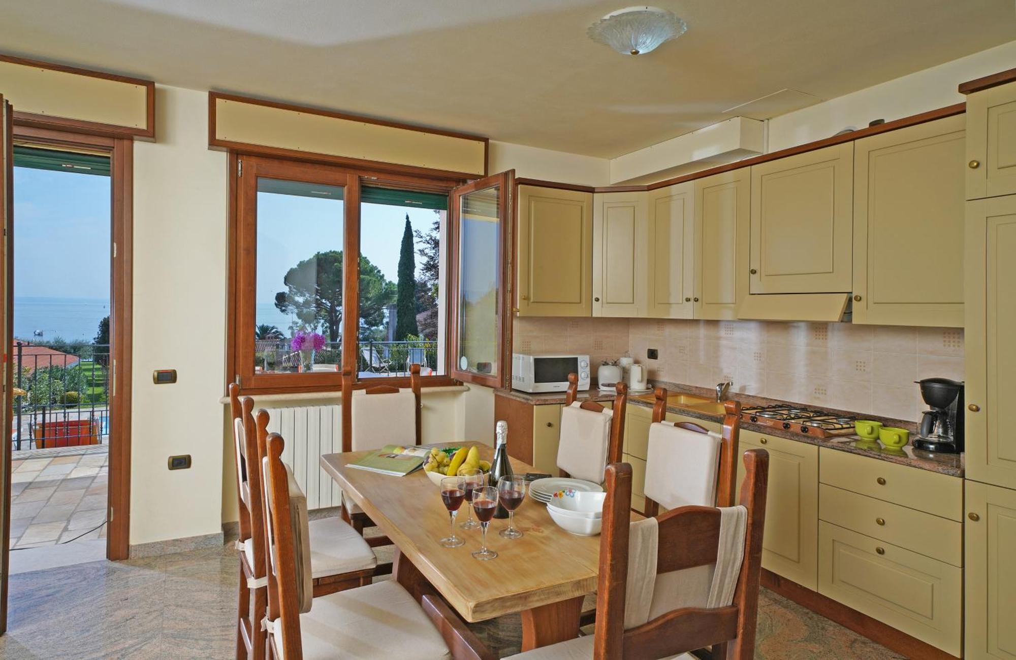 Villa Sul Garda سان فيليتْشي ديل بيناكو المظهر الخارجي الصورة